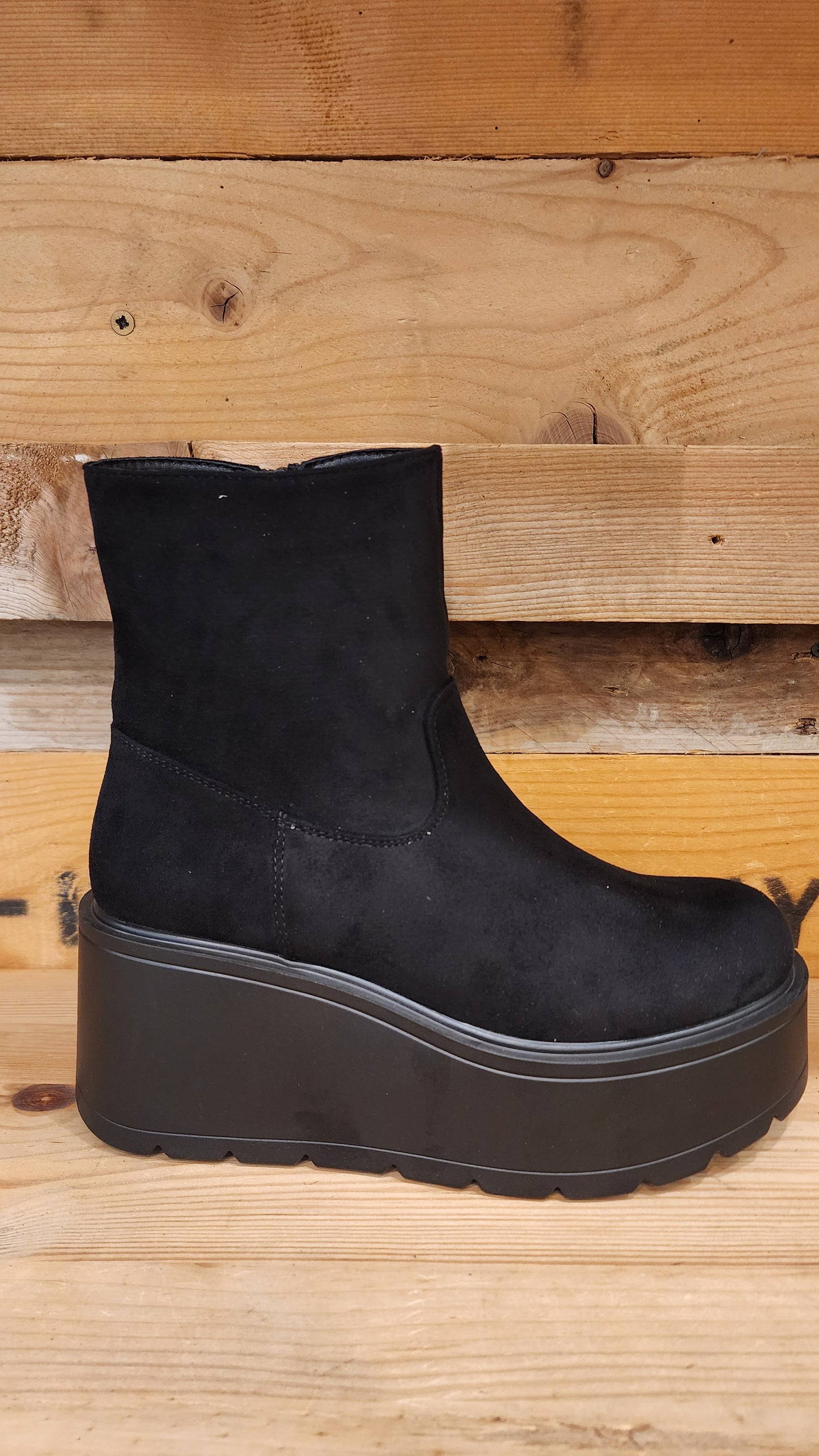 מגפון WEDGE 8998H25
