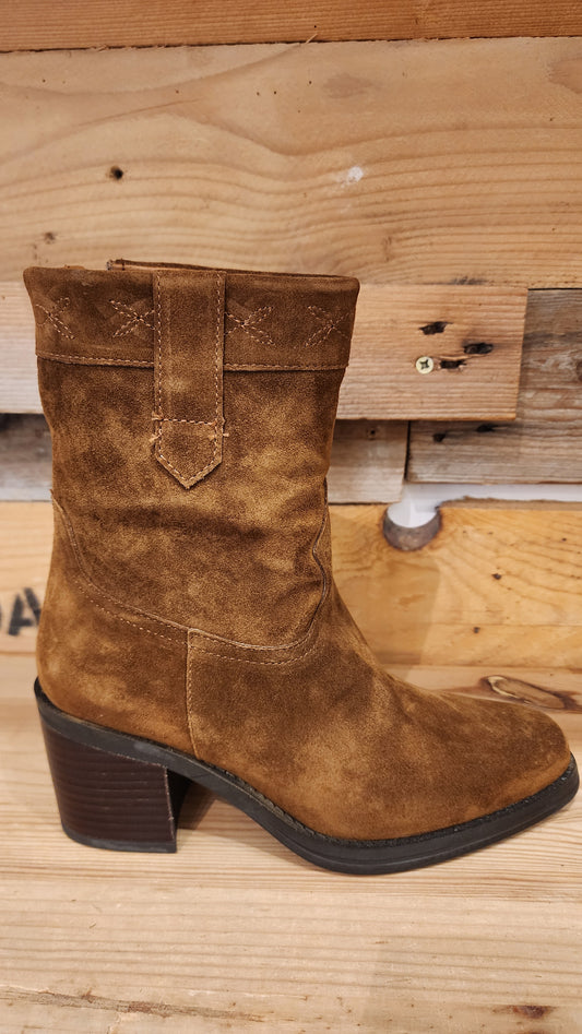 מגפוני עקב 2392H25