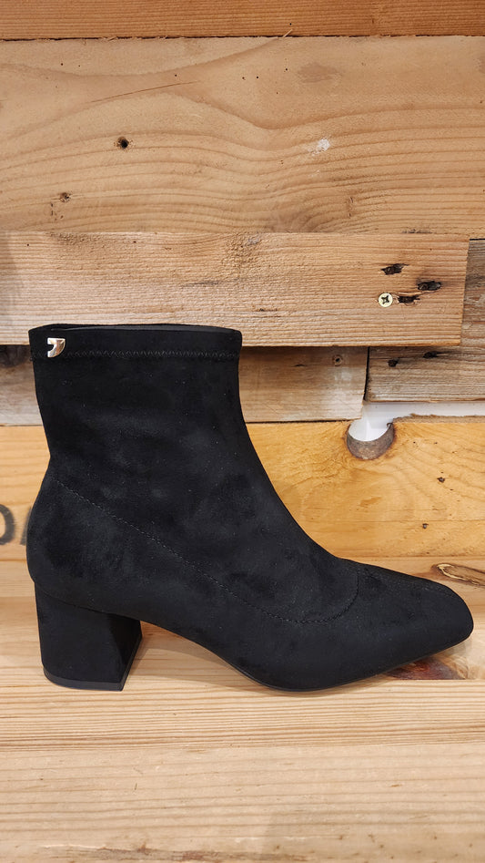 מגפוני סטרץ 73834H25