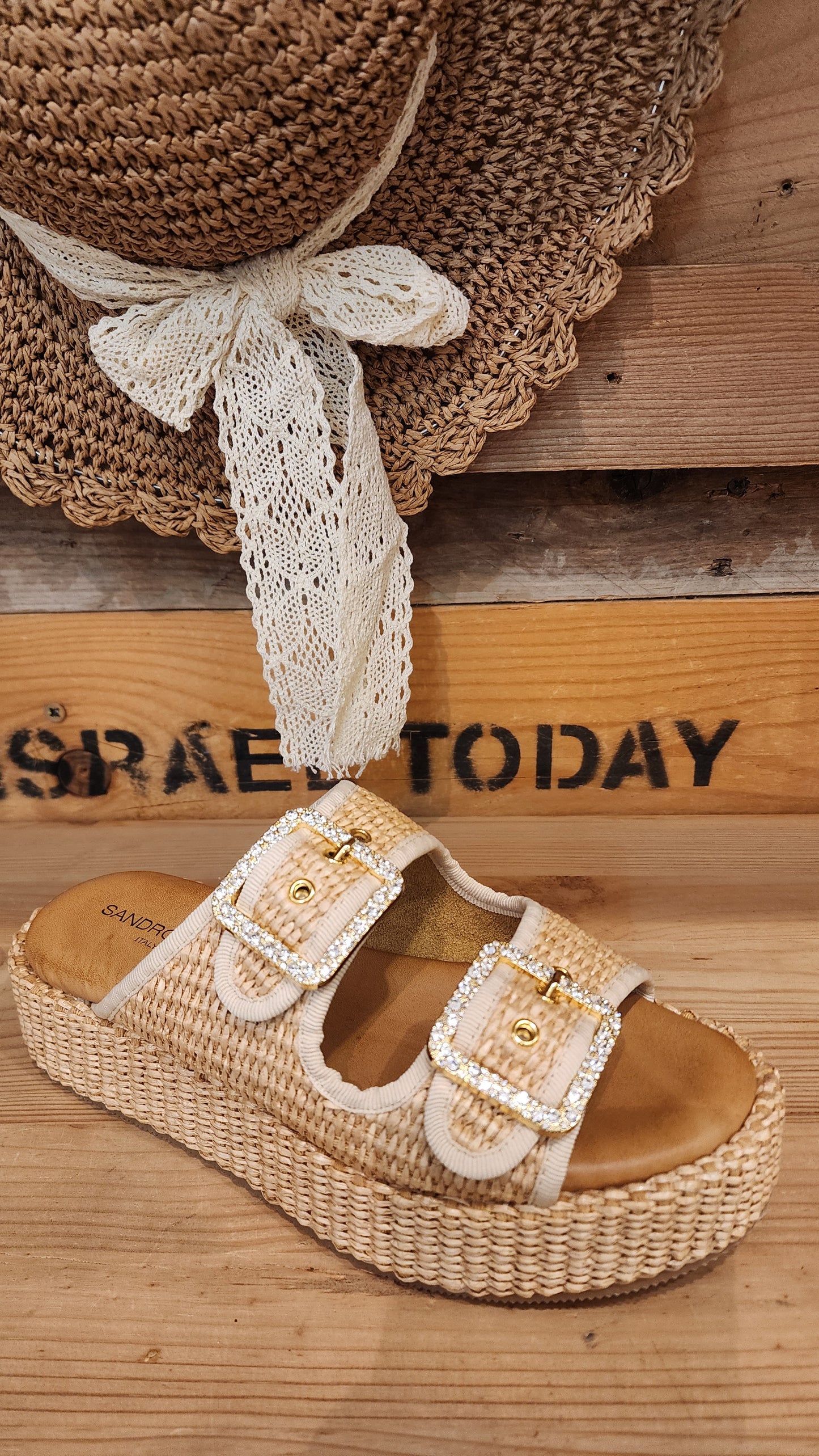 כפכפי אבזם 4317S25