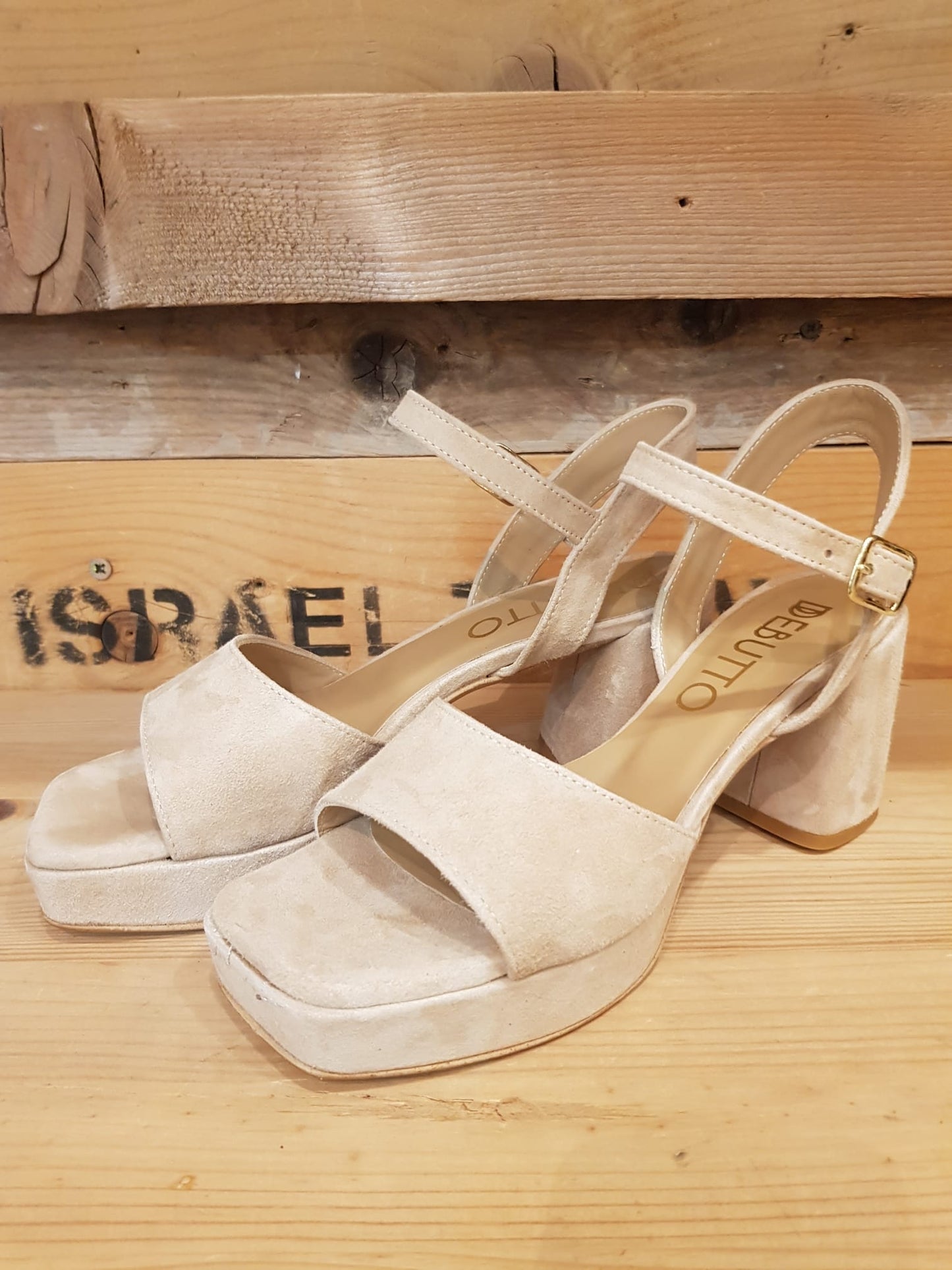 סנדלי עקב SA23S25