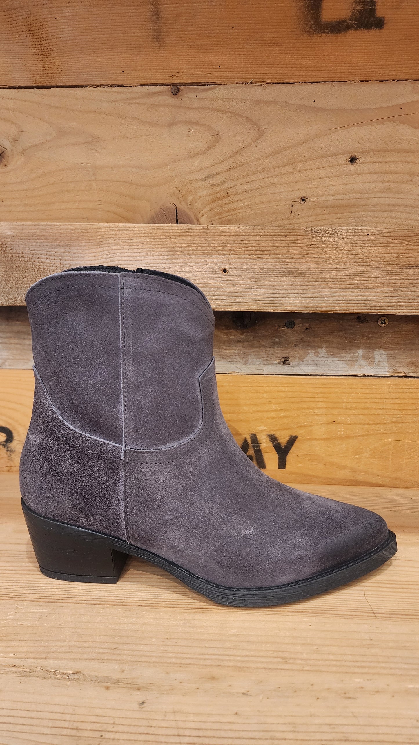 מגפוני בוקרים BRENDA05H25